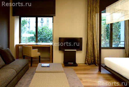 Hotel Omm 13
